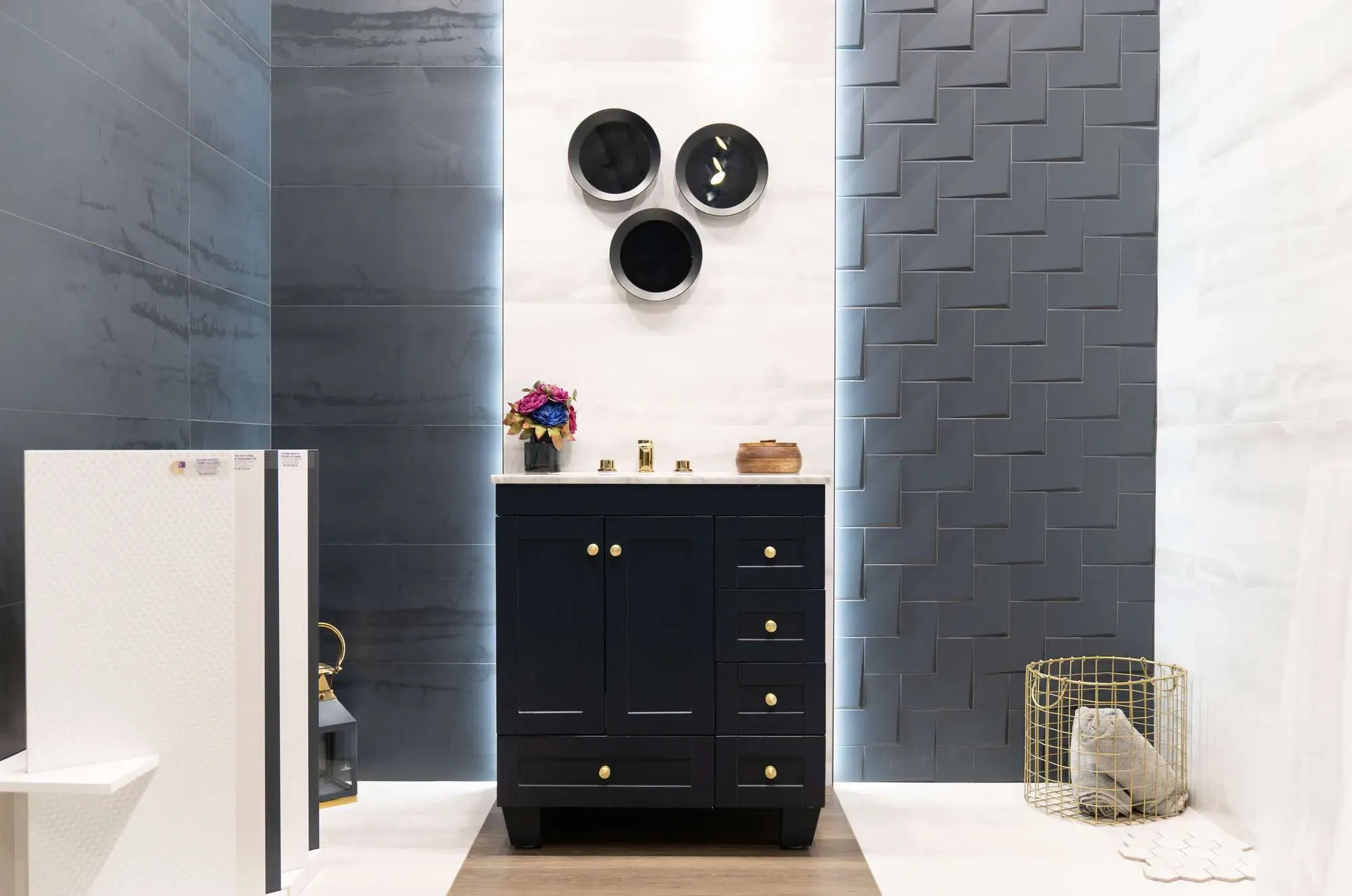 Laterem Tile + Stone