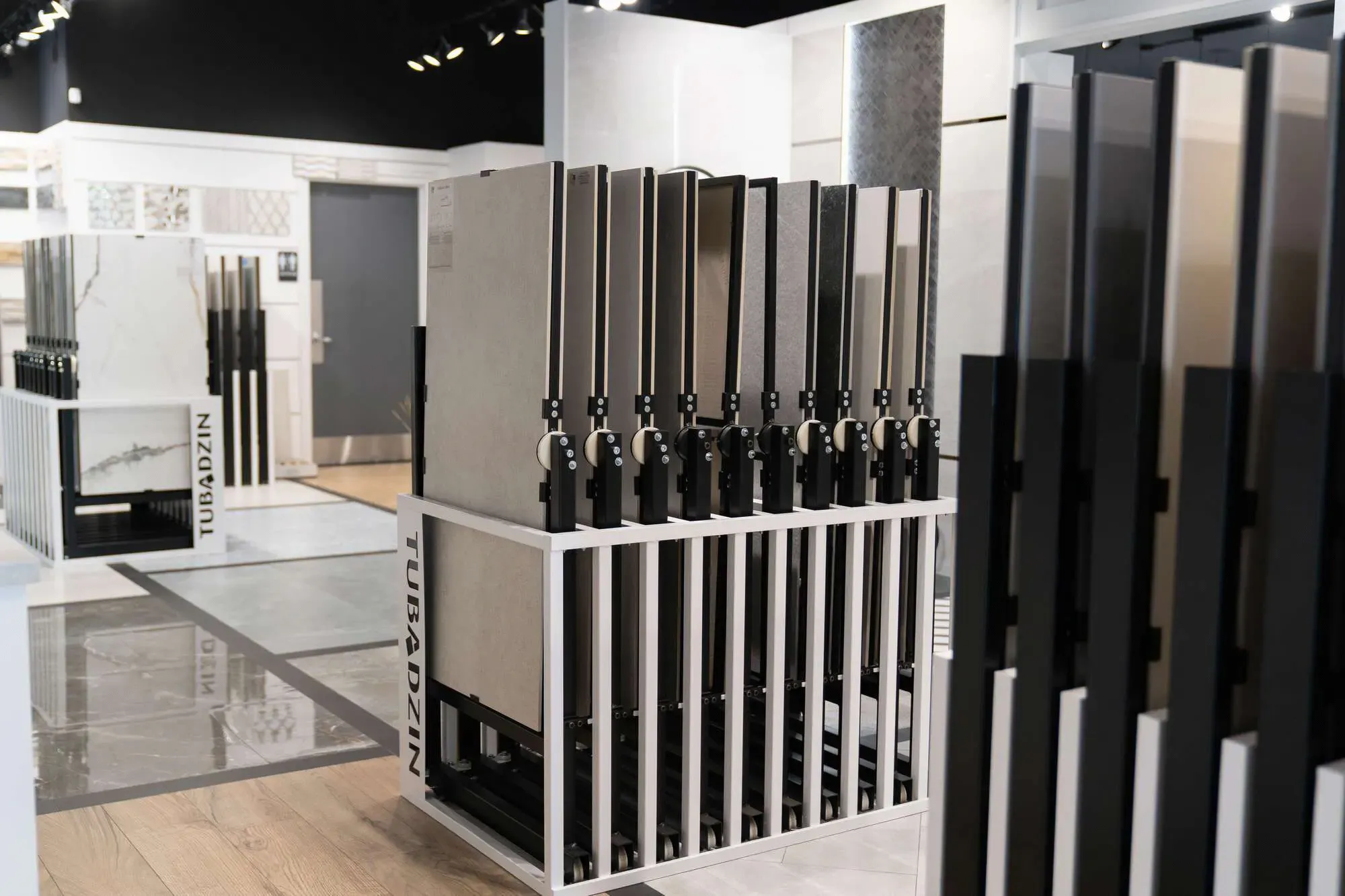 Laterem Tile + Stone