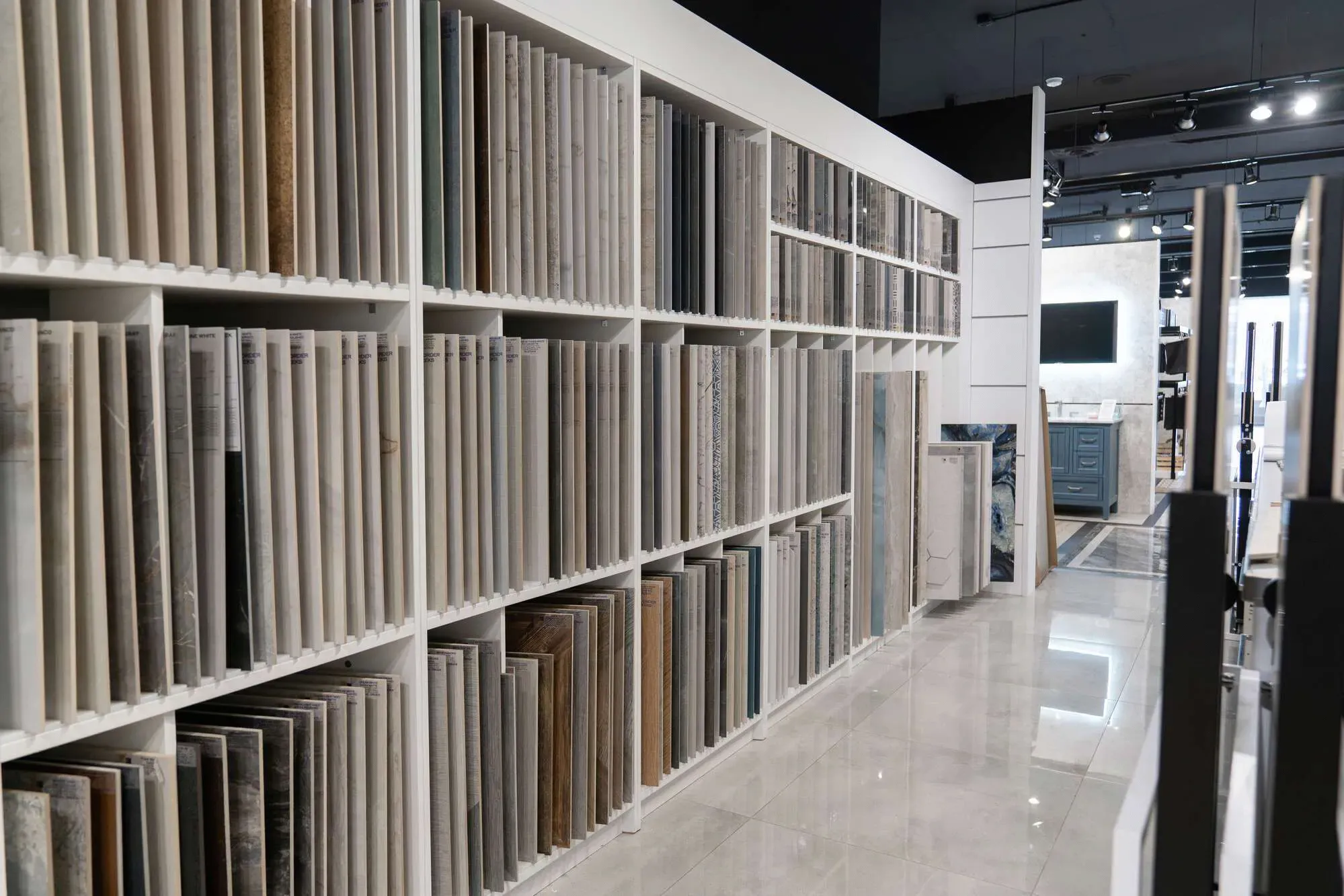 Laterem Tile + Stone