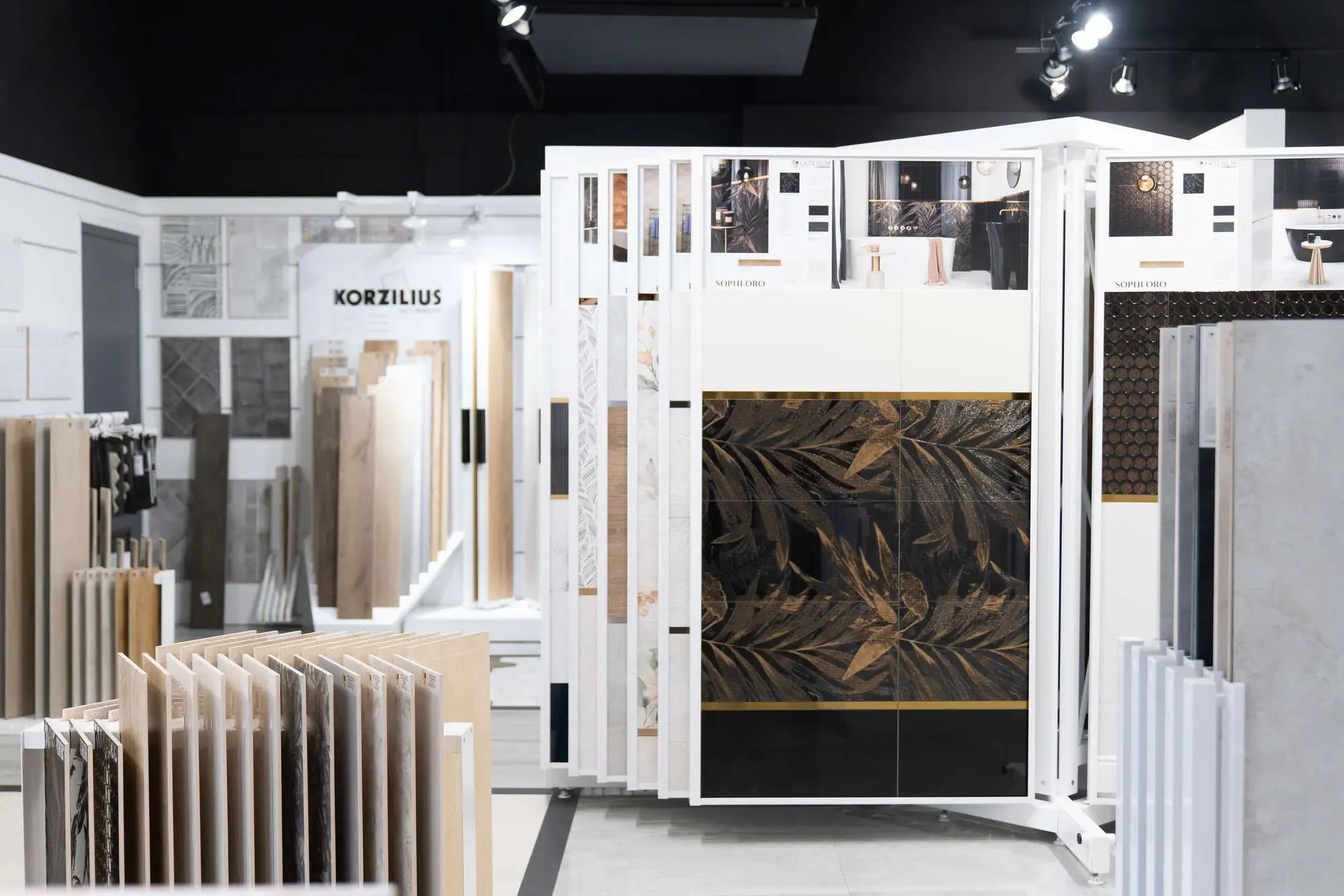 Laterem Tile + Stone