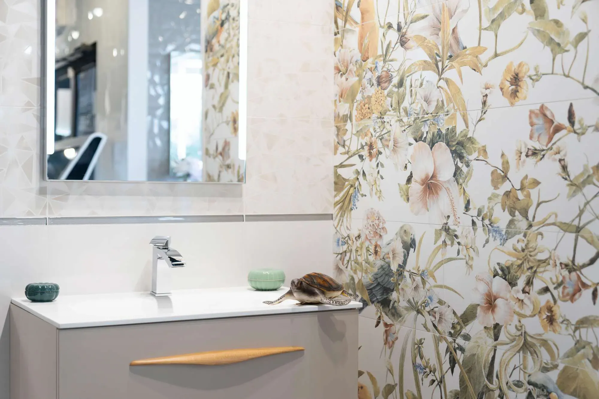 Laterem Tile + Stone