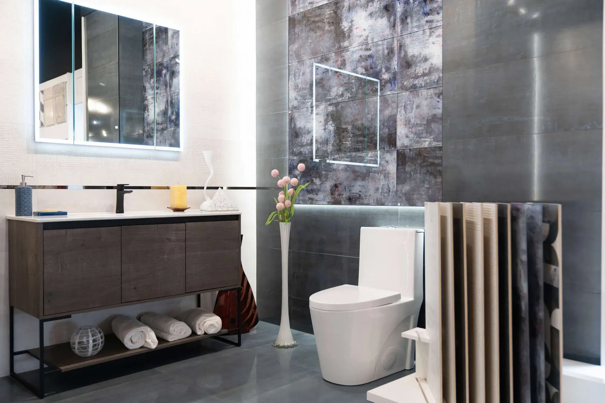 Laterem Tile + Stone