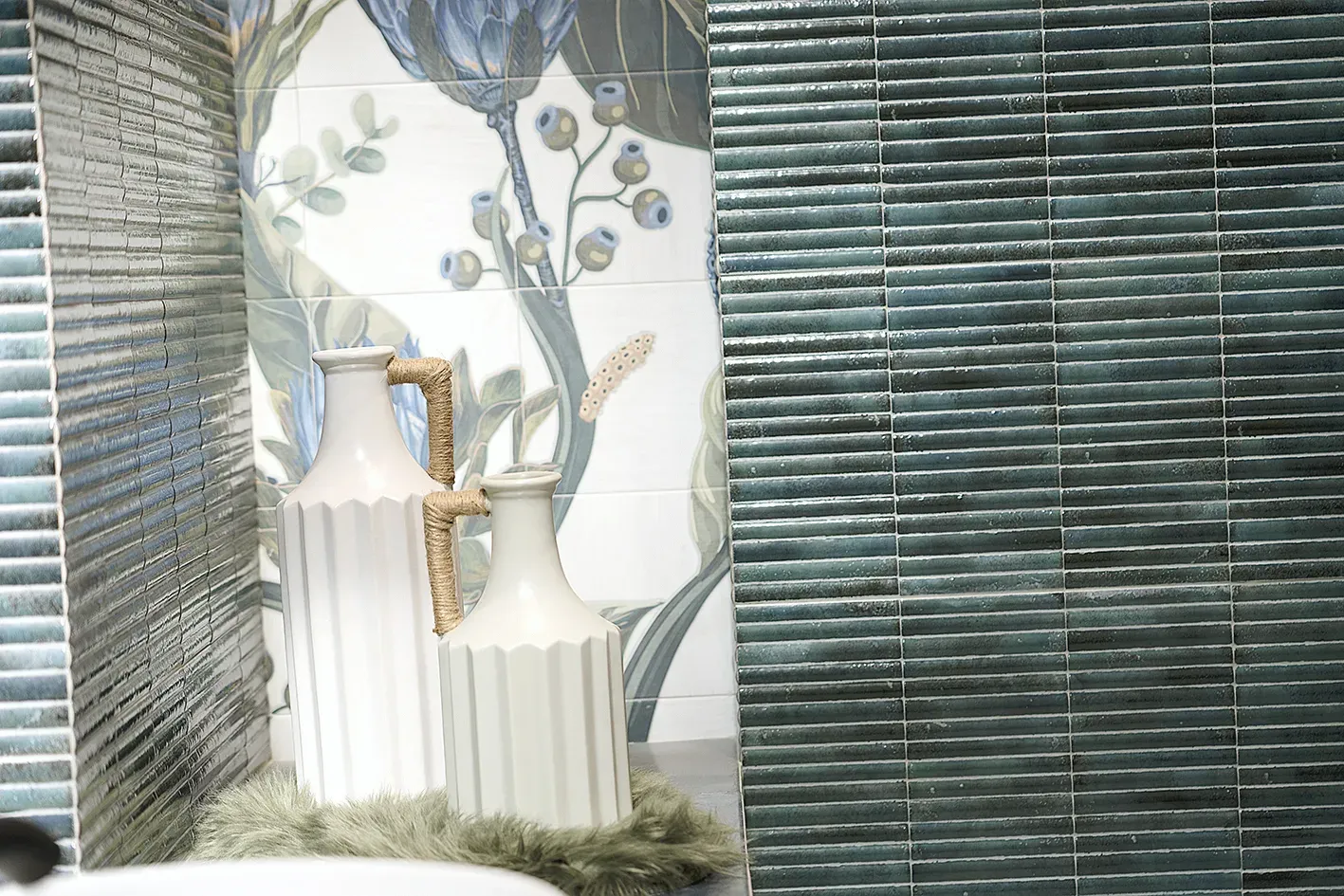 Incurve Fluted Green 6x12 Glossy Ceramic Wall Structure Tile