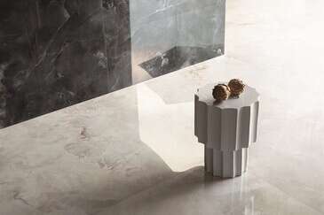 Aquamarine Black 32x32 Polished Porcelain Tile